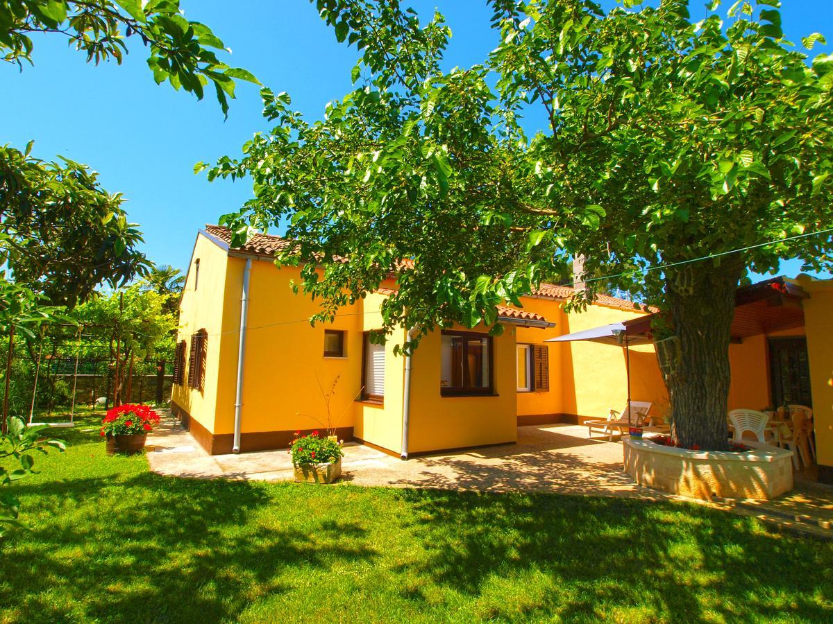 House 1037 Villa Fažana Exteriör bild